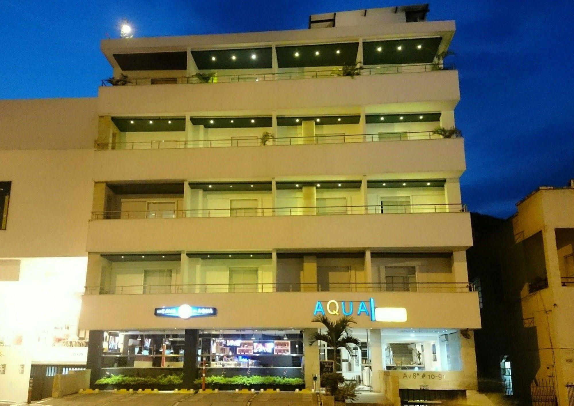 Aqua Granada Hotel Cali Buitenkant foto